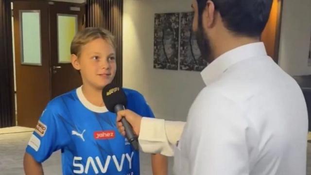 开云体育登录-接受沙特电视台采访 内马尔儿子流利英语令人赞叹