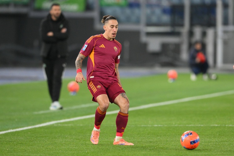 开云体育入口-英媒：利物浦考虑召回齐米卡斯，此举能为罗伯逊的离队铺平道路