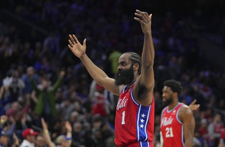 开云体育官网-铁林：哈登申请交易后仍然保持训练 参与球队训练的各项环节