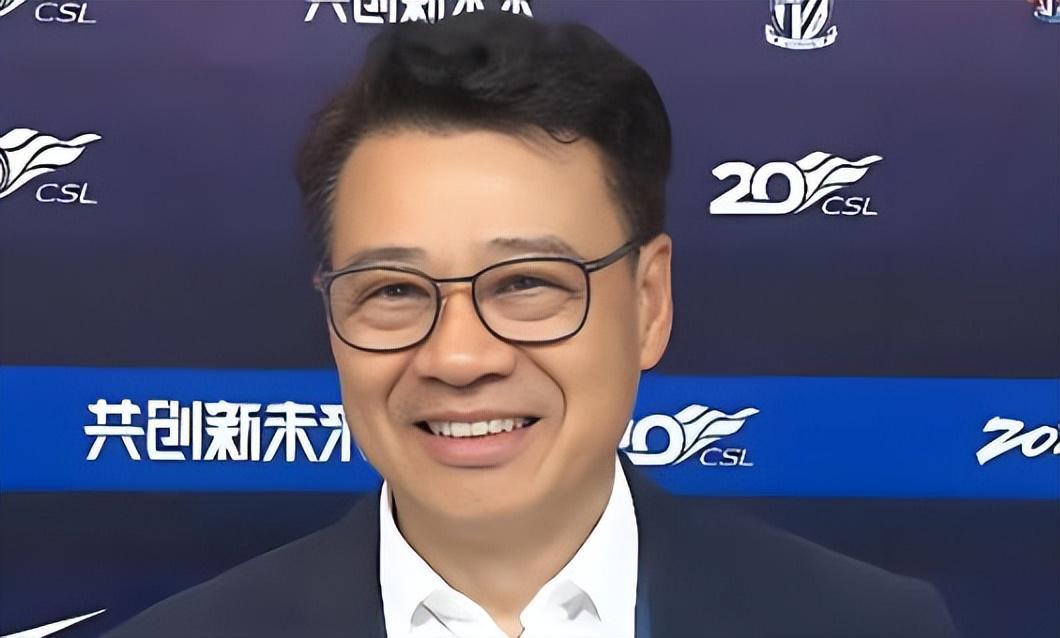 开云体育中国-意外！大连英博新援仅用四场热身赛就征服球迷，本赛季有望爆发