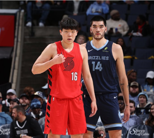 赛季报销！灰熊官宣：周志豪成功接受脚踝手术 缺席剩余比赛