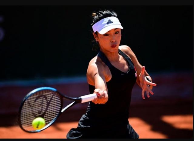 开云体育中国-王蔷险胜谢淑薇晋级法网次轮 二发隐患敲响“警钟”